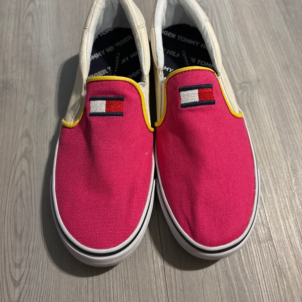 Canvas slipping sneakers
